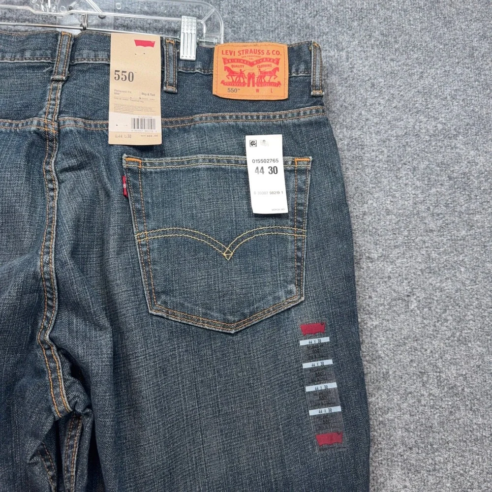Levis 550 Jeans Mens 44x30 Blue Relaxed Fit Taper Leg Denim Pant Big & Tall NEW